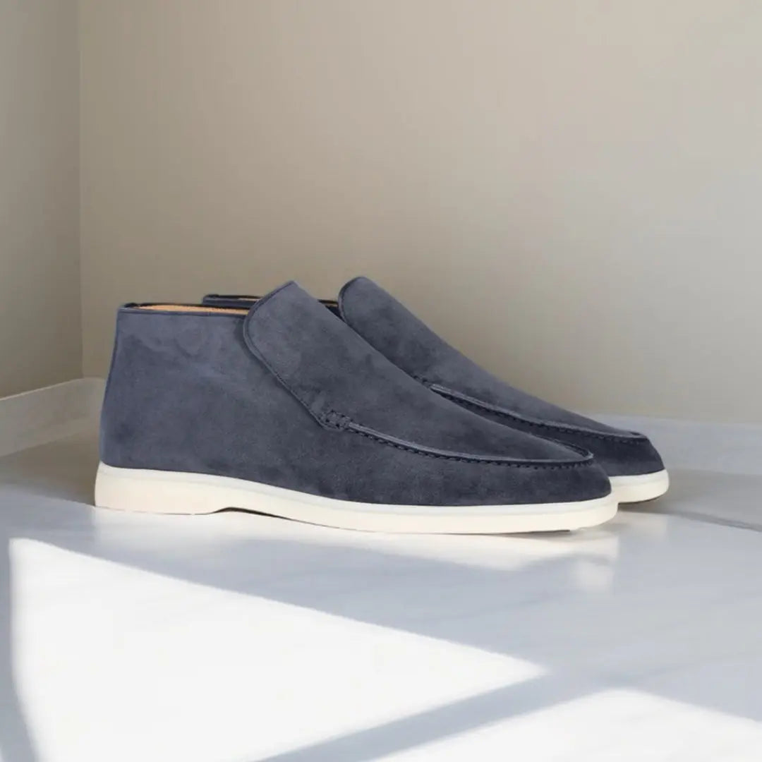 Mocassini uomo in suede con cuciture slip-on