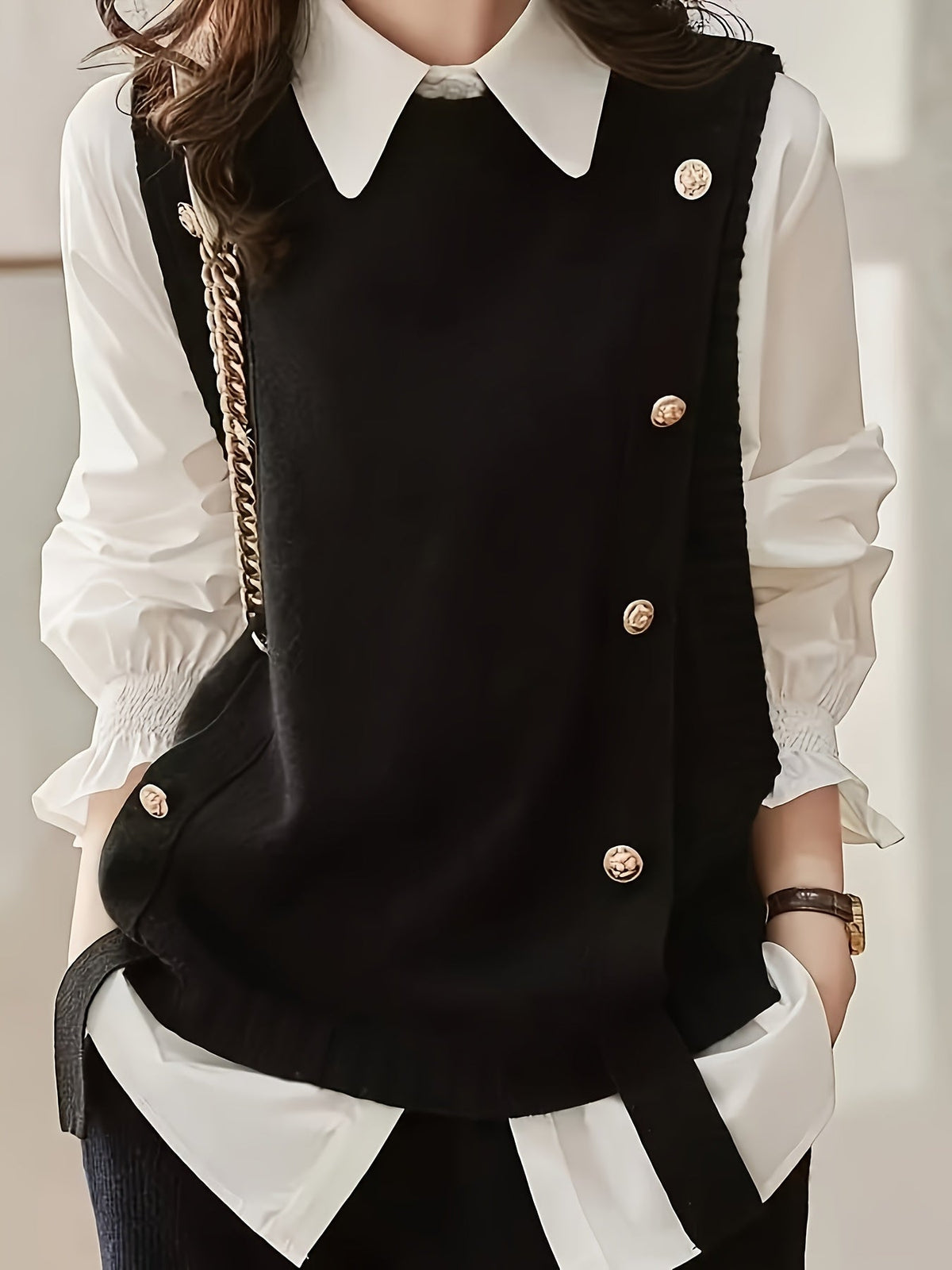 Gilet donna in maglia con bottoni decorativi