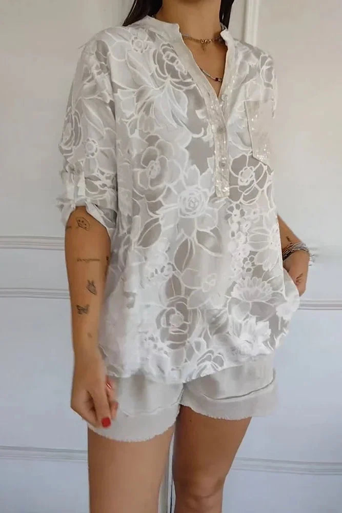 Camicia donna in pizzo floreale con colletto aperto