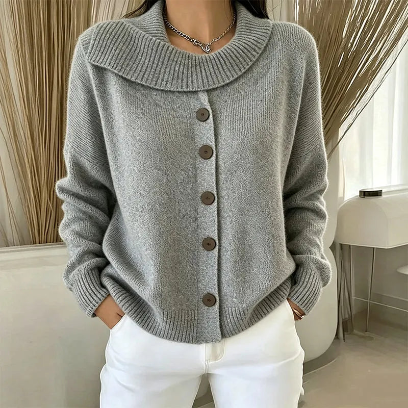 Cardigan donna in maglia con bottoni e colletto irregolare