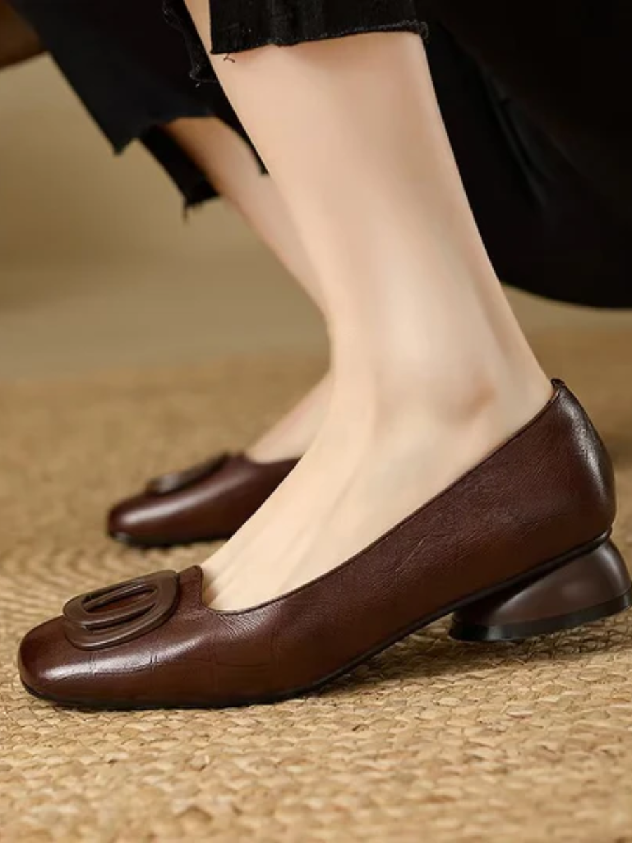Ballerine donna in pelle con punta quadrata