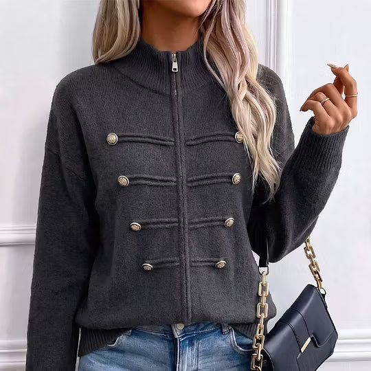 Cardigan donna in maglia con collo alto, zip e bottoni decorativi