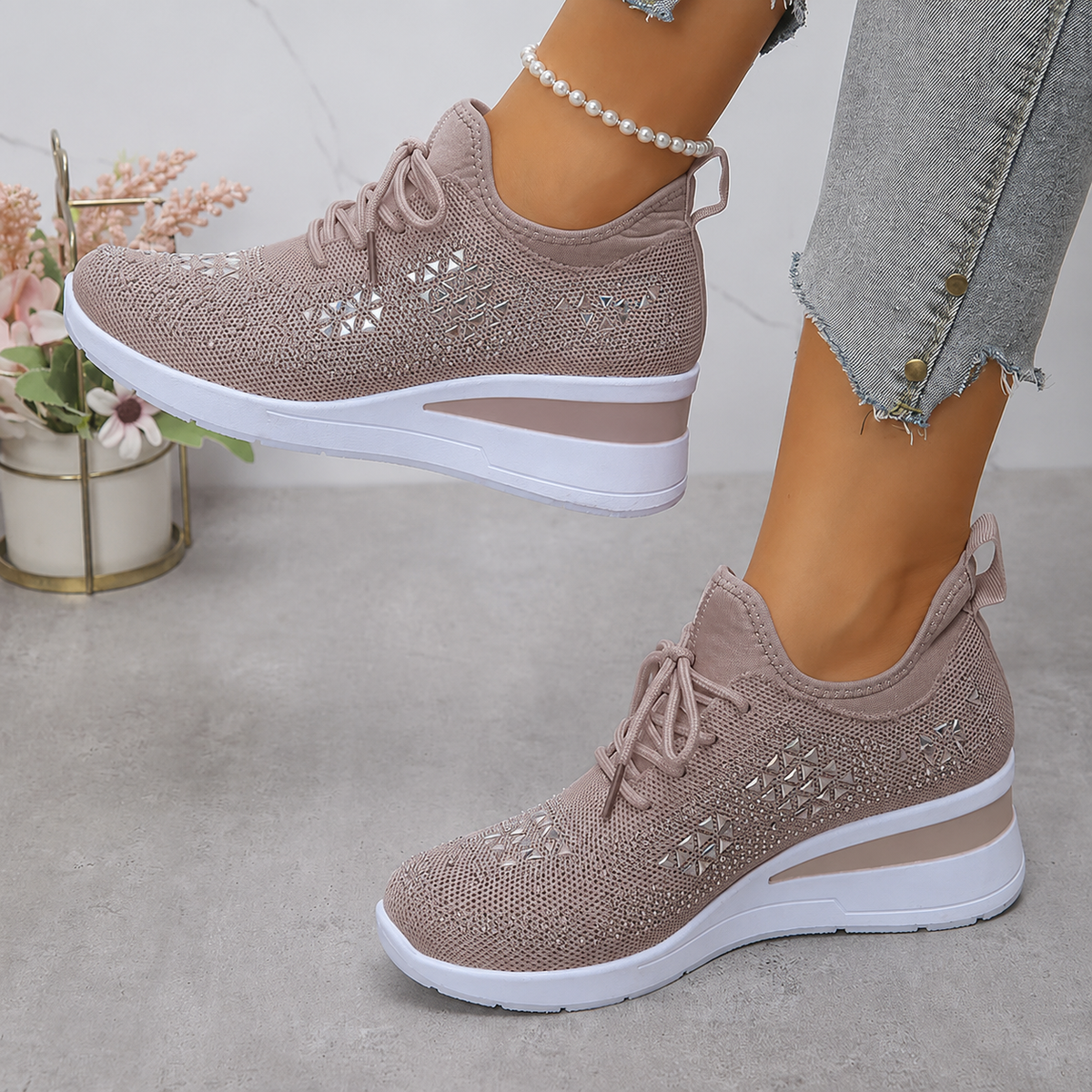 Sneakers donna con zeppa scintillante e rete traspirante