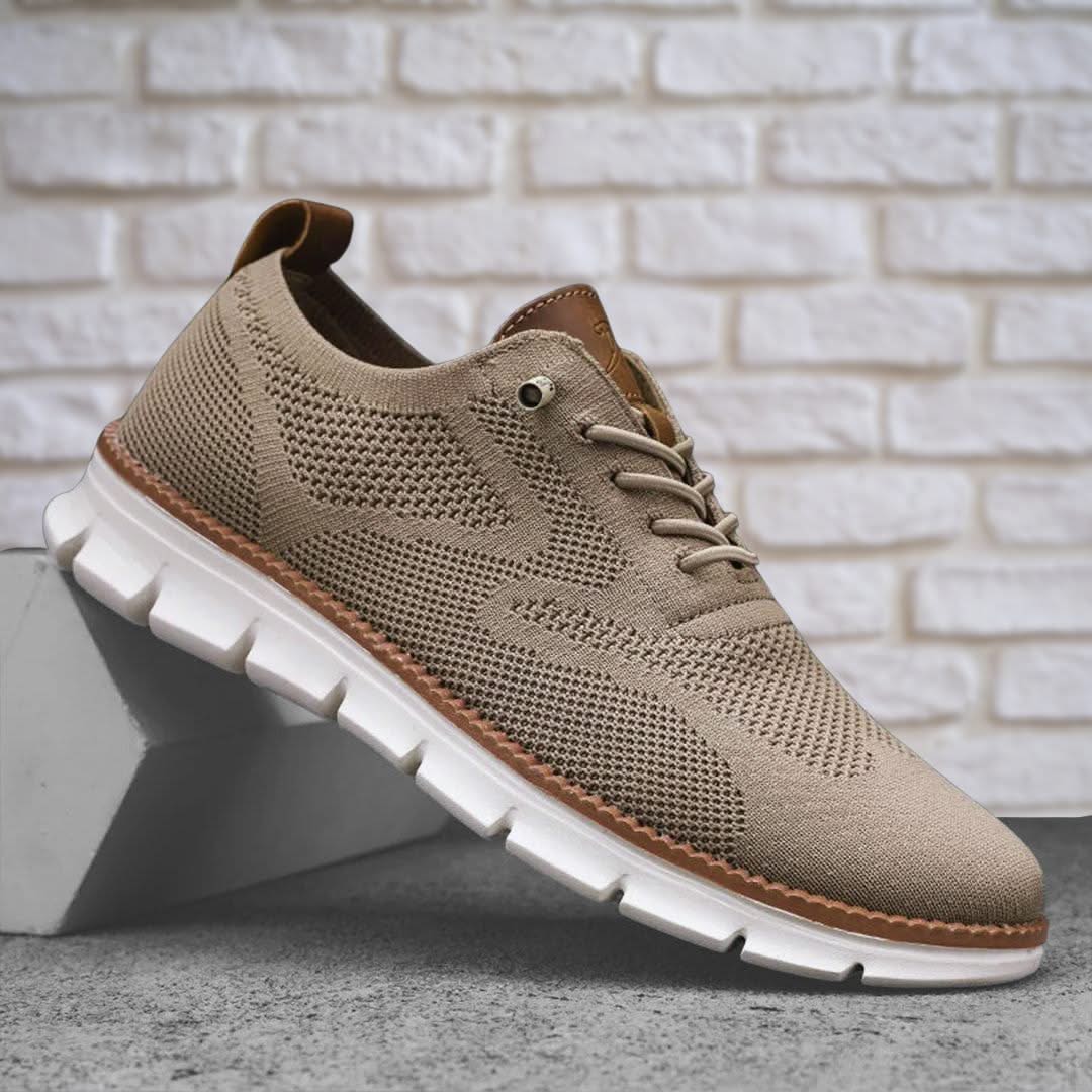 Scarpe uomo in mesh traspirante con lacci e suola in gomma