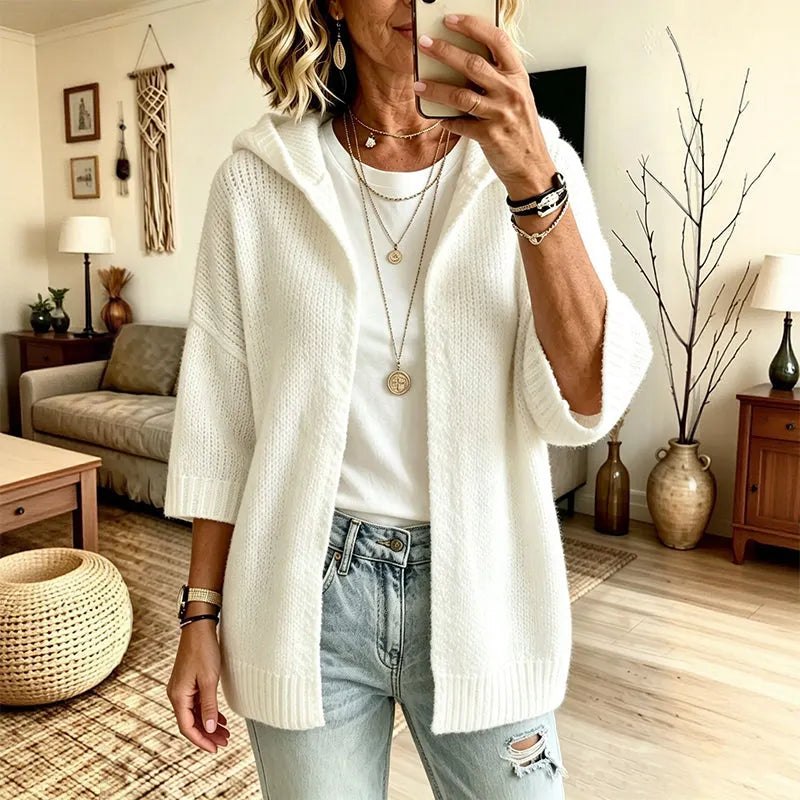 Cardigan donna ampio in maglia con cappuccio e maniche 3/4
