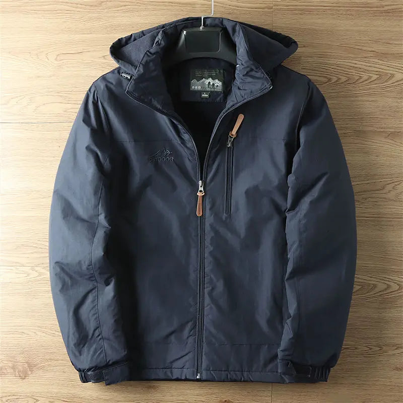 Giacca uomo outdoor con cappuccio e chiusura zip