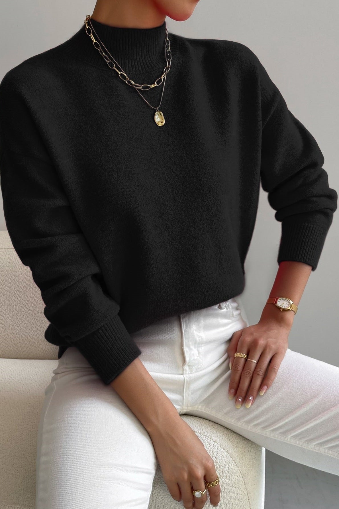 Maglione donna in maglia morbida con collo alto