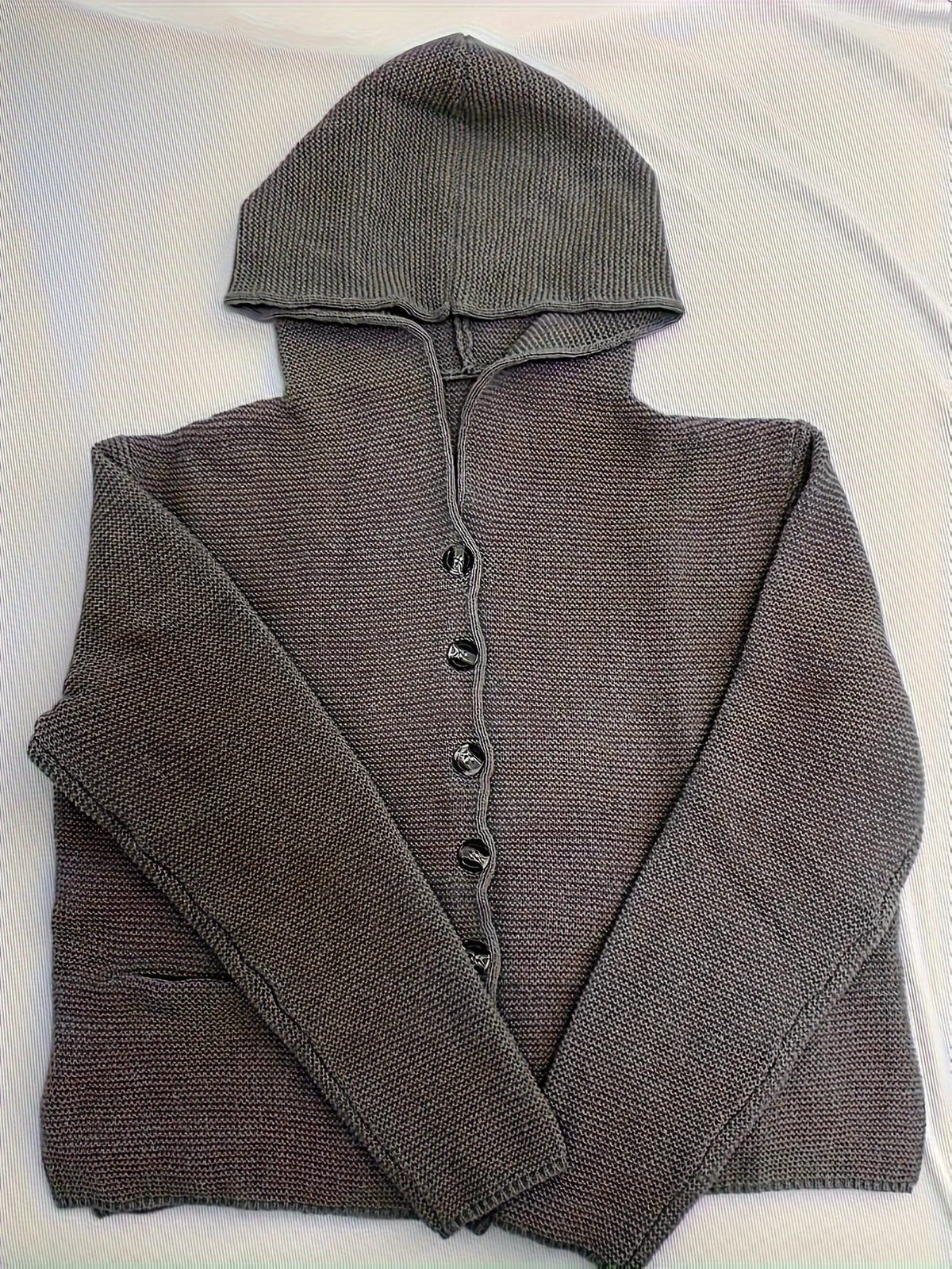 Cardigan donna in maglia spessa con cappuccio e bottoni