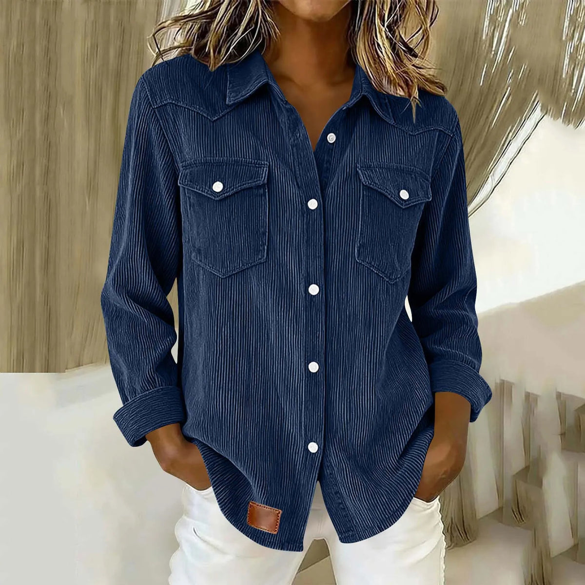 Camicia donna in velluto a coste con bottoni e tasche
