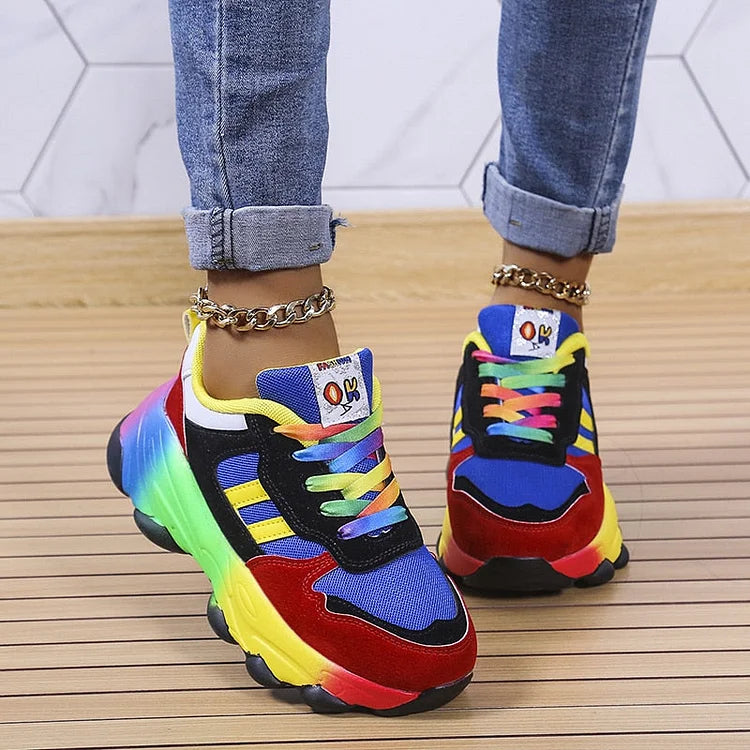 Sneakers donna multicolori con punta larga e suola ammortizzata