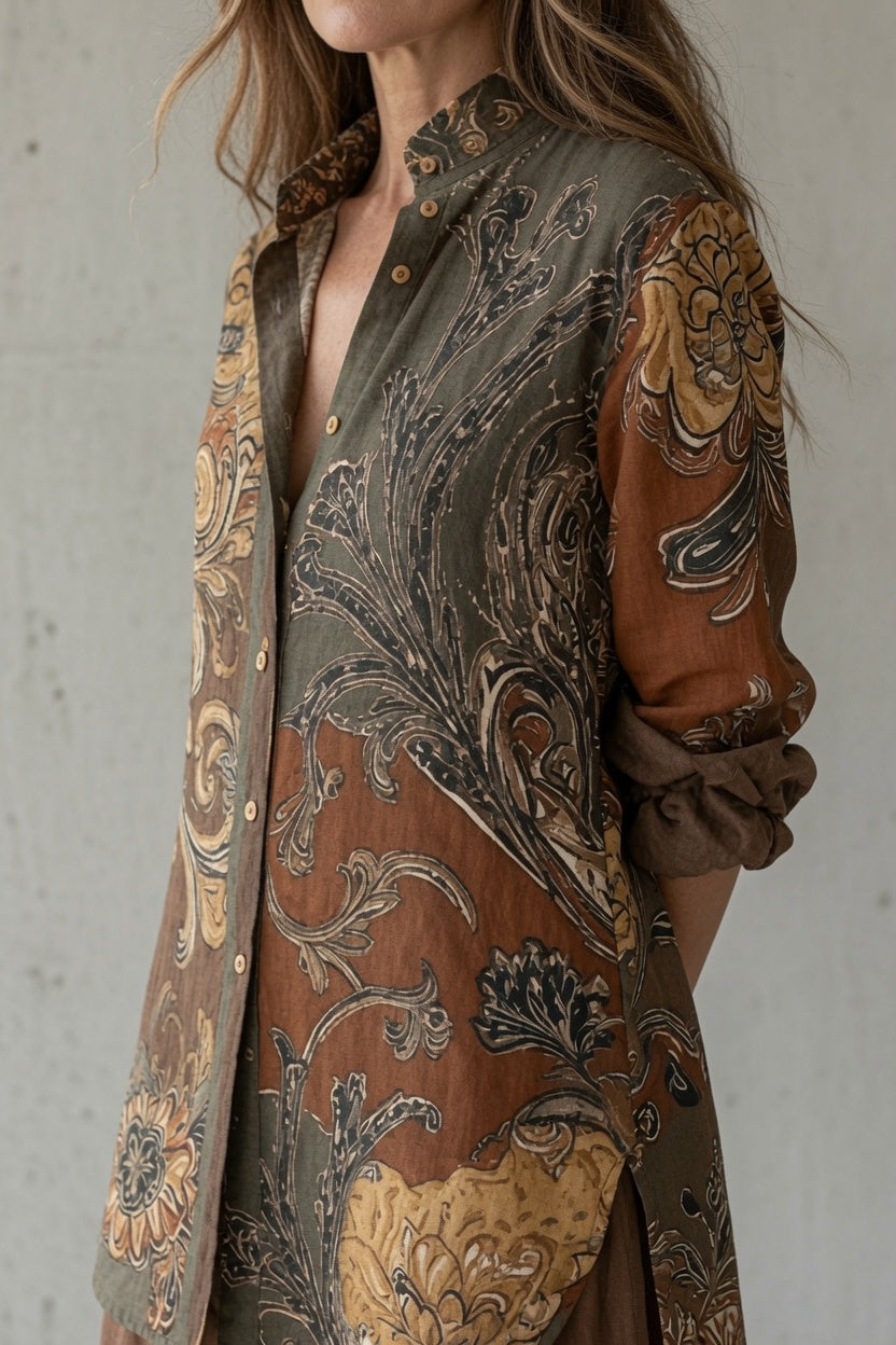 Completo donna vintage con camicia stampata e pantaloni fluidi