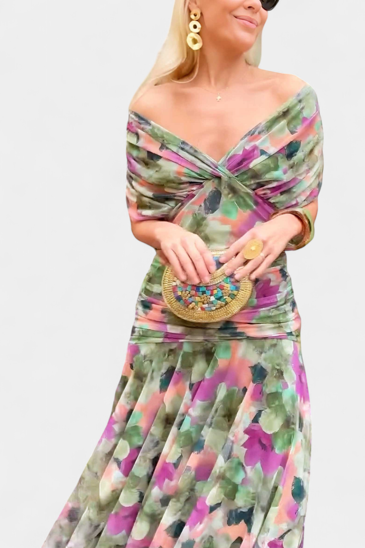 Abito lungo da donna elegante con scollo drappeggiato