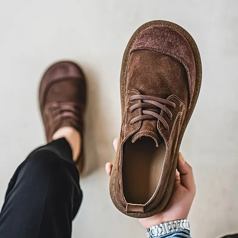 Scarpe uomo in pelle con lacci e suola confortevole