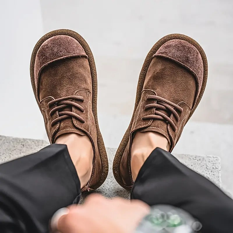 Scarpe uomo in pelle con lacci e suola confortevole