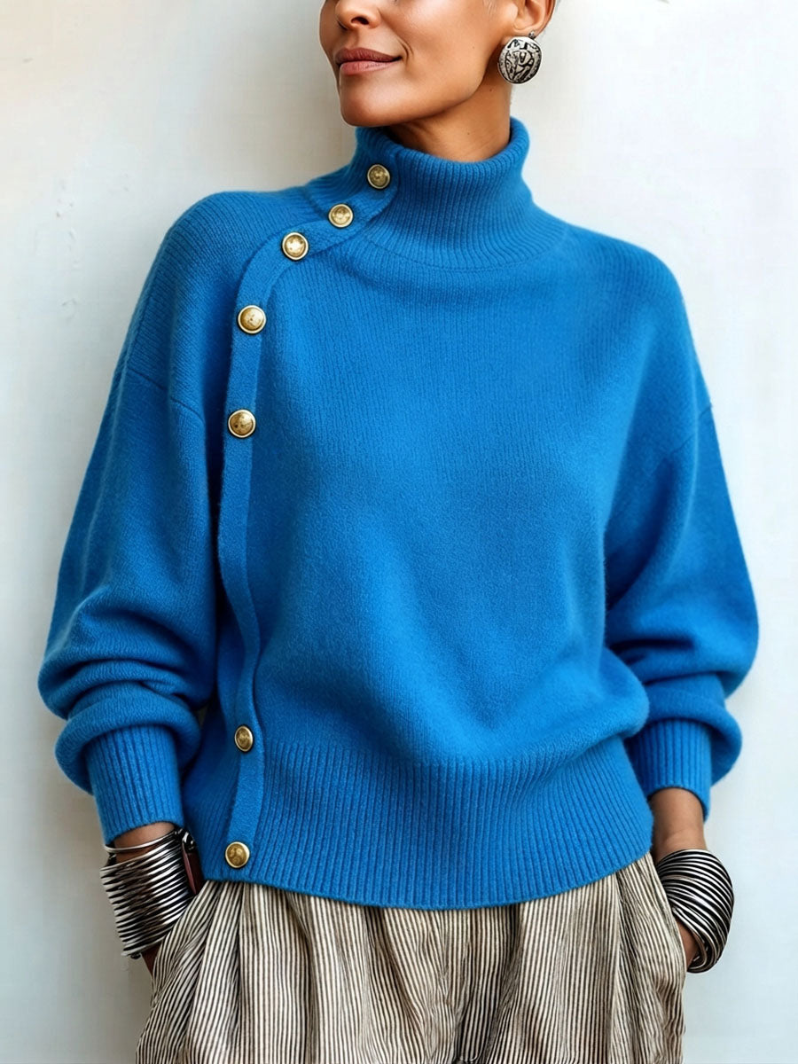 Maglione donna dolcevita asimmetrico con bottoni dorati