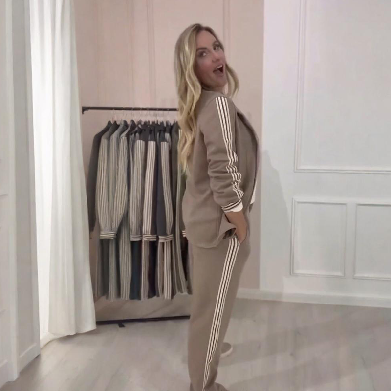 Completo donna blazer casual con righe laterali