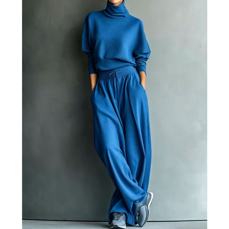 Completo donna due pezzi con collo alto e pantaloni larghi