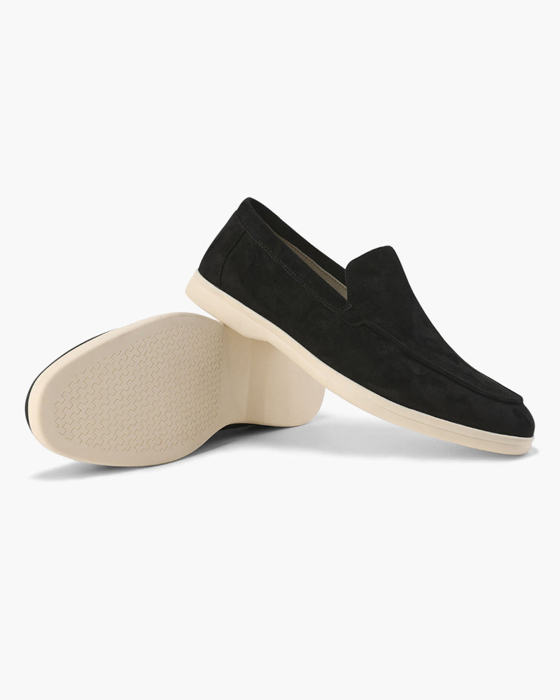 Mocassini uomo in suede slip-on con cuciture eleganti