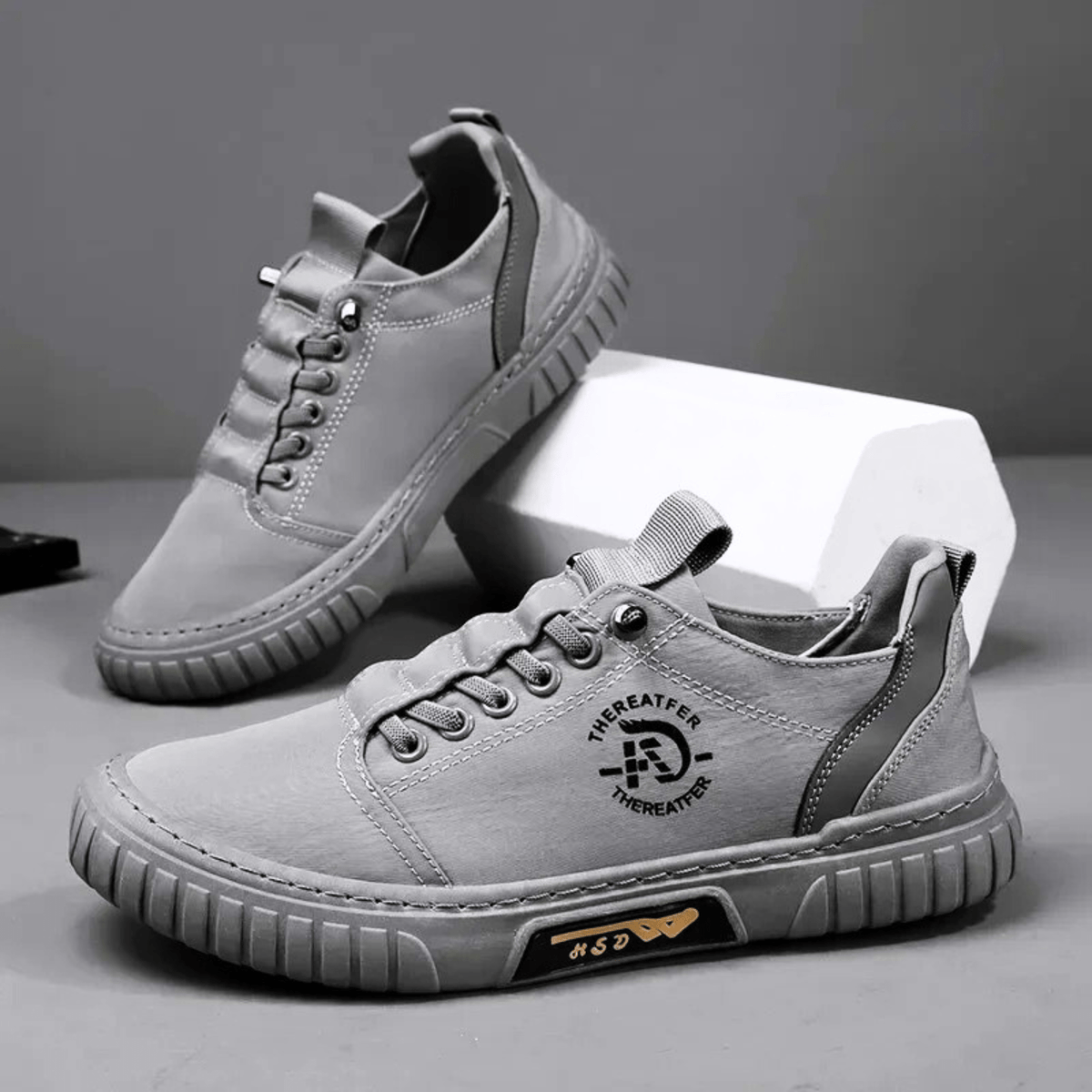 Sneakers uomo casual leggere con suola spessa