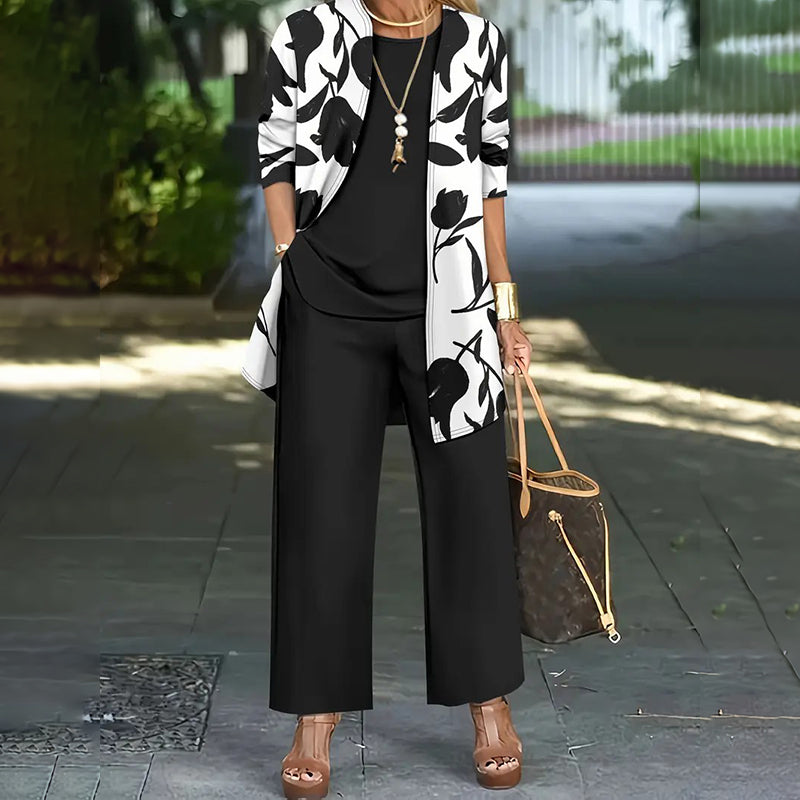 Completo donna tre pezzi con giacca floreale e pantaloni
