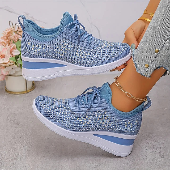 Sneakers donna con zeppa scintillante e rete traspirante