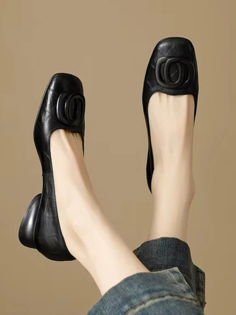 Ballerine donna in pelle con punta quadrata