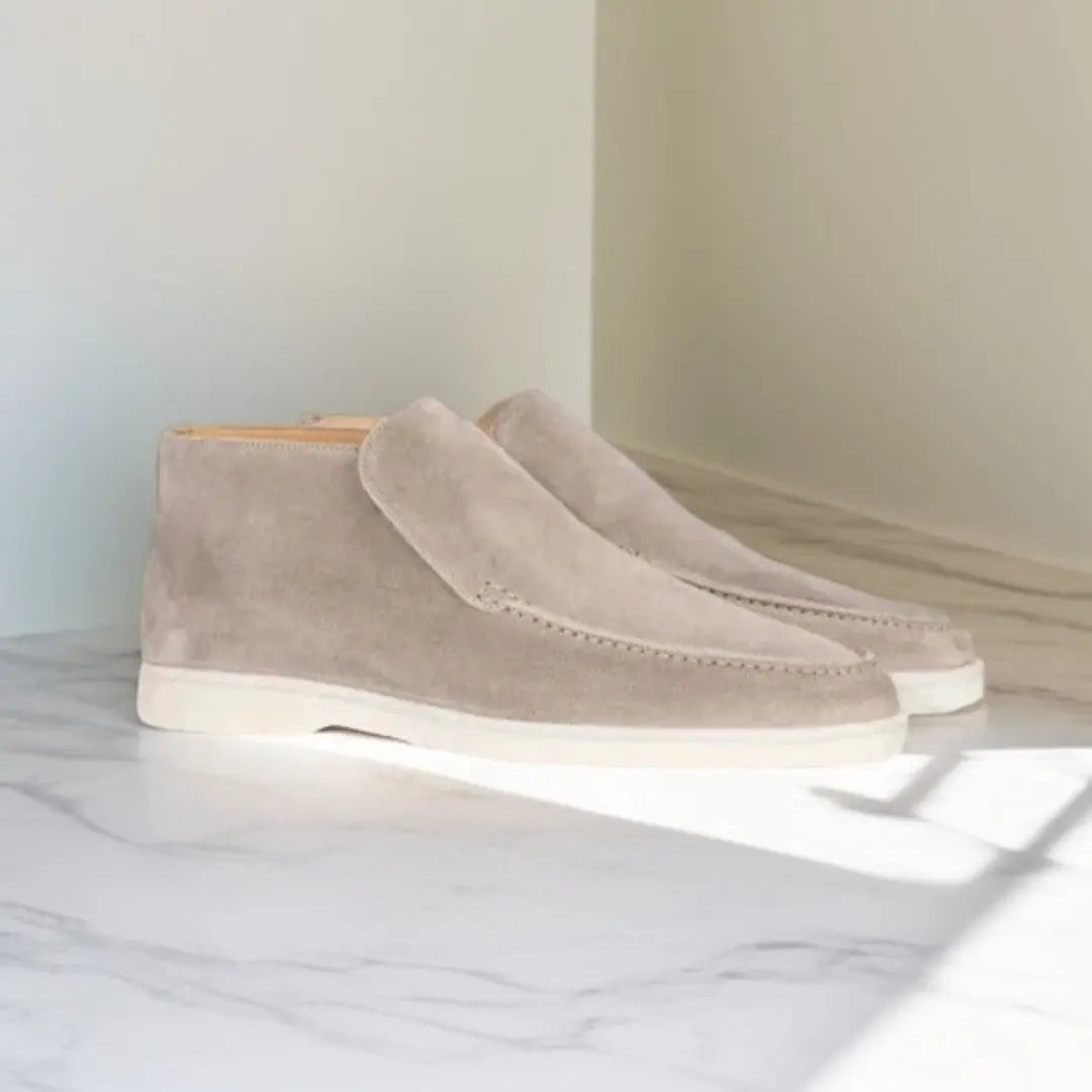 Mocassini uomo in suede con cuciture slip-on