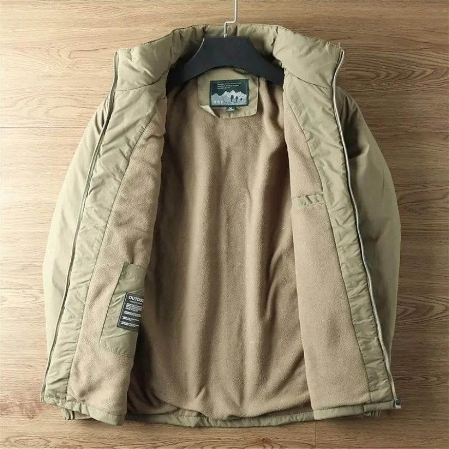 Giacca uomo outdoor con cappuccio e chiusura zip