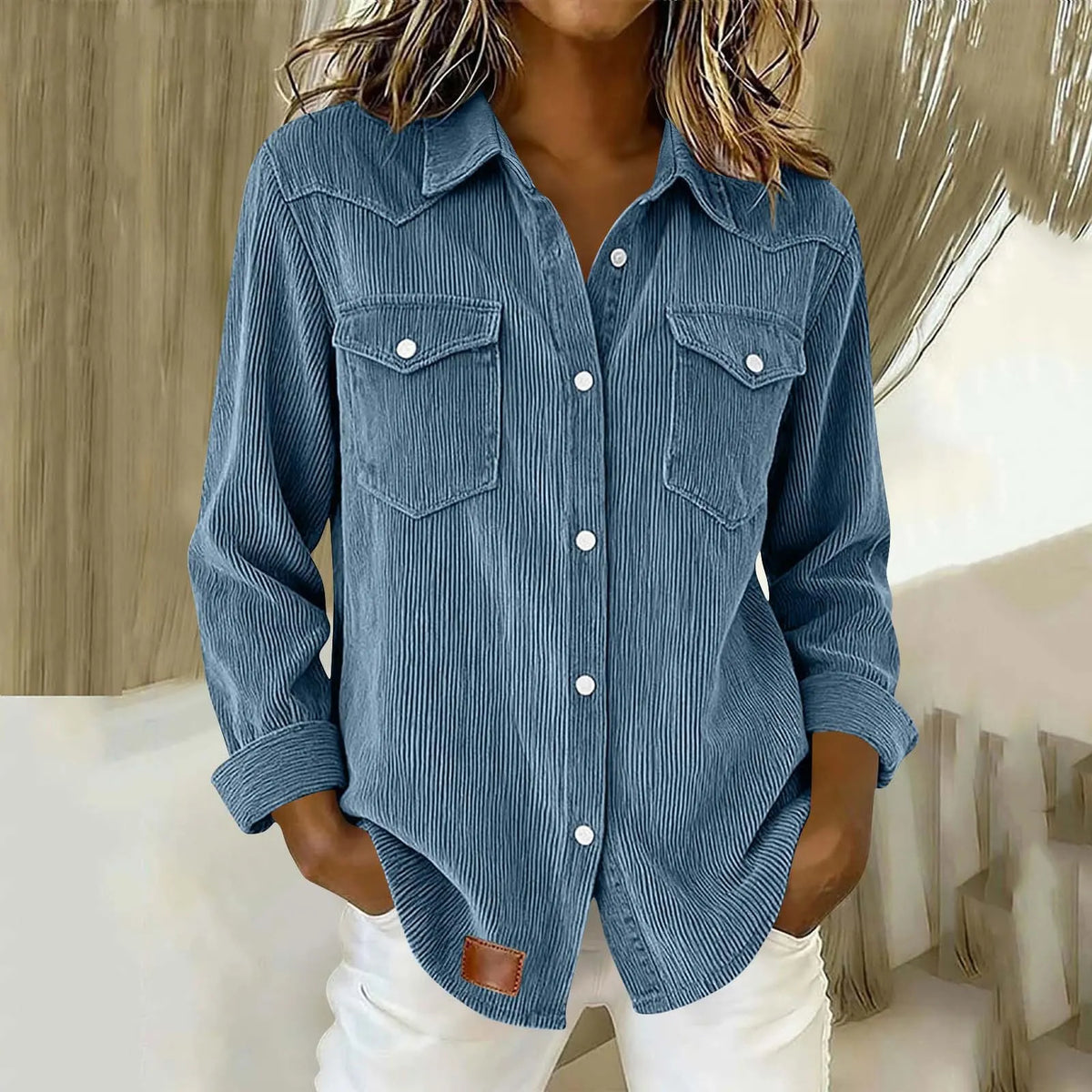 Camicia donna in velluto a coste con bottoni e tasche