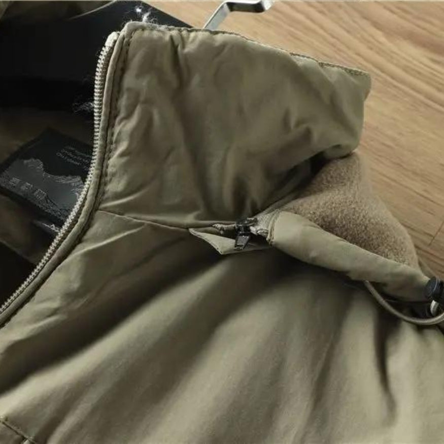Giacca uomo outdoor con cappuccio e chiusura zip
