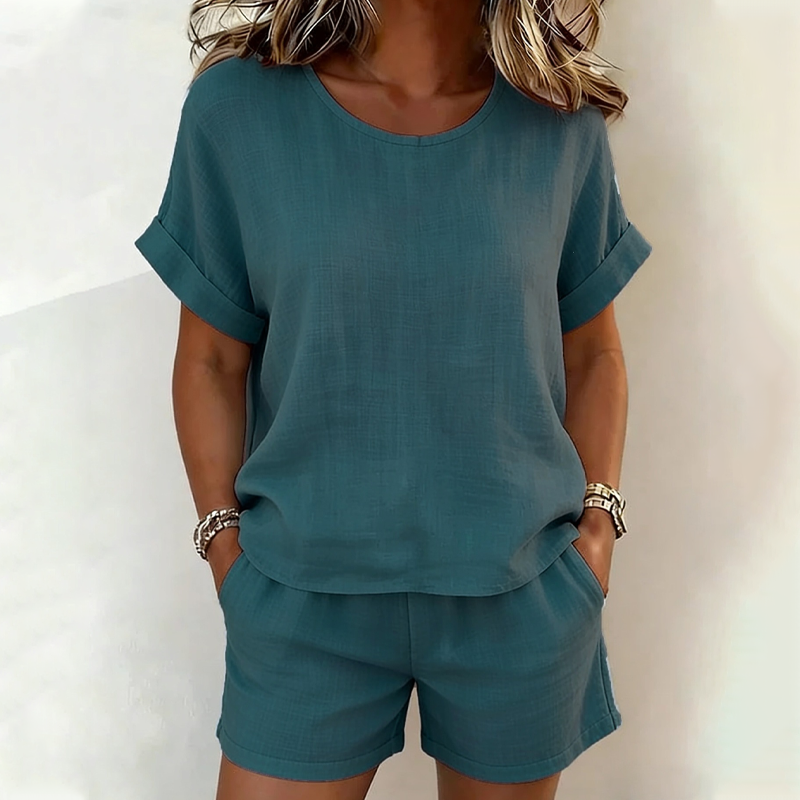 Completo donna estivo con t-shirt e shorts coordinati