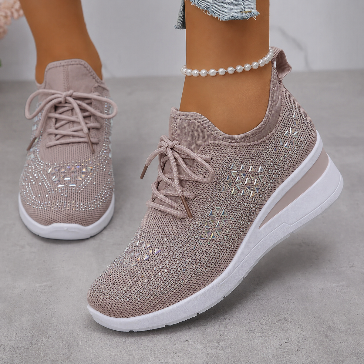 Sneakers donna con zeppa scintillante e rete traspirante
