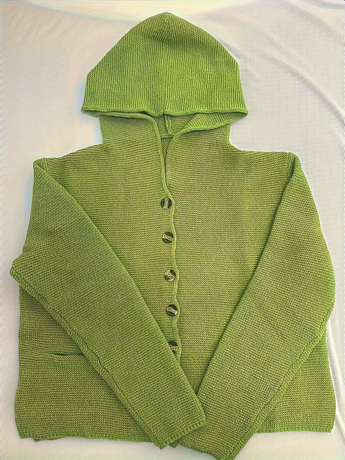 Cardigan donna in maglia spessa con cappuccio e bottoni