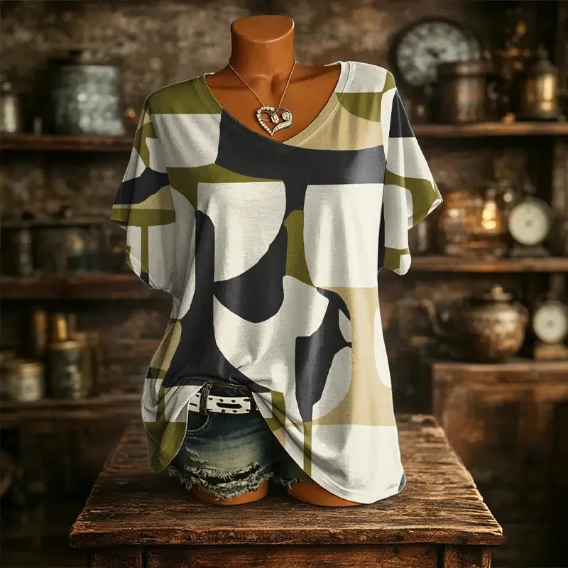 T-shirt donna stampata con scollo a V