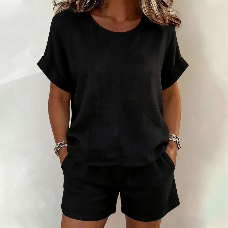 Completo donna estivo con t-shirt e shorts coordinati