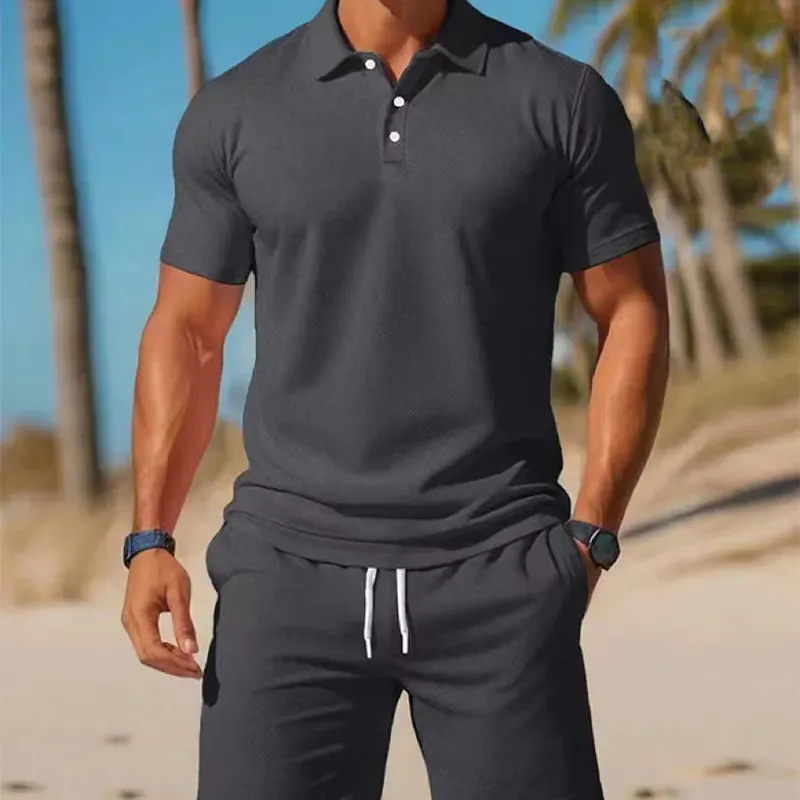 Completo uomo estivo con polo e shorts coordinati