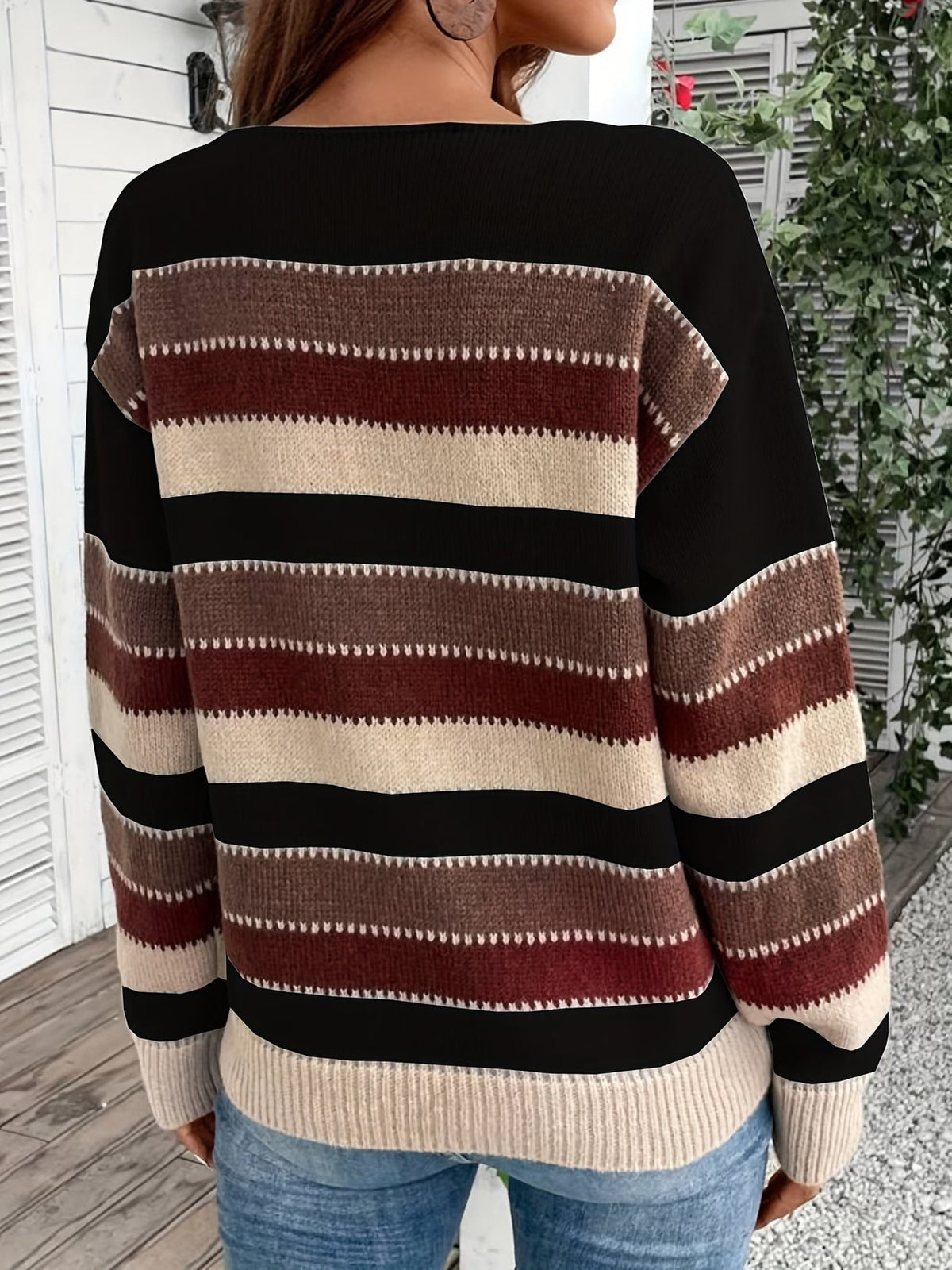 Maglione donna a righe colorblock con girocollo e maniche lunghe