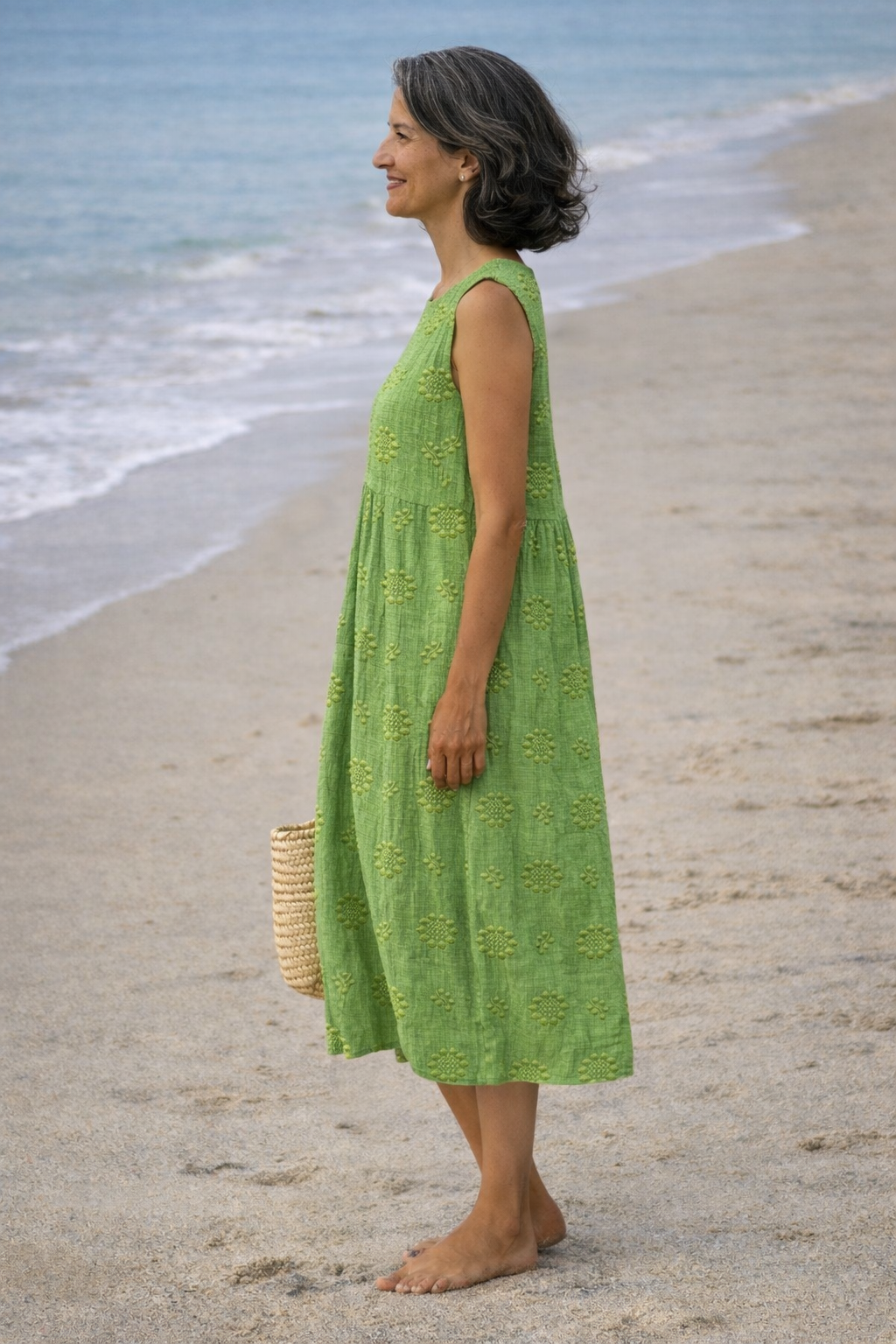 Abito midi donna ricamato smanicato da spiaggia