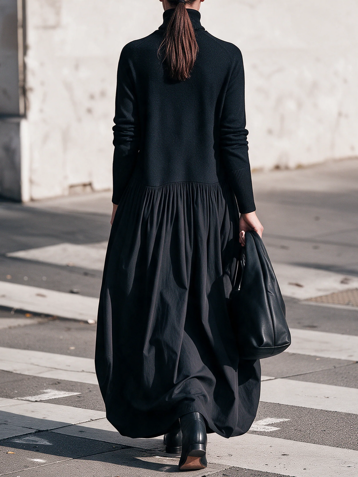 Abito lungo donna oversize con collo alto e tasche applicate