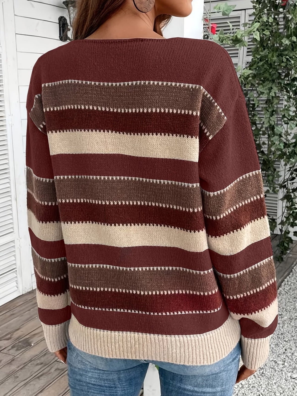 Maglione donna a righe colorblock con girocollo e maniche lunghe
