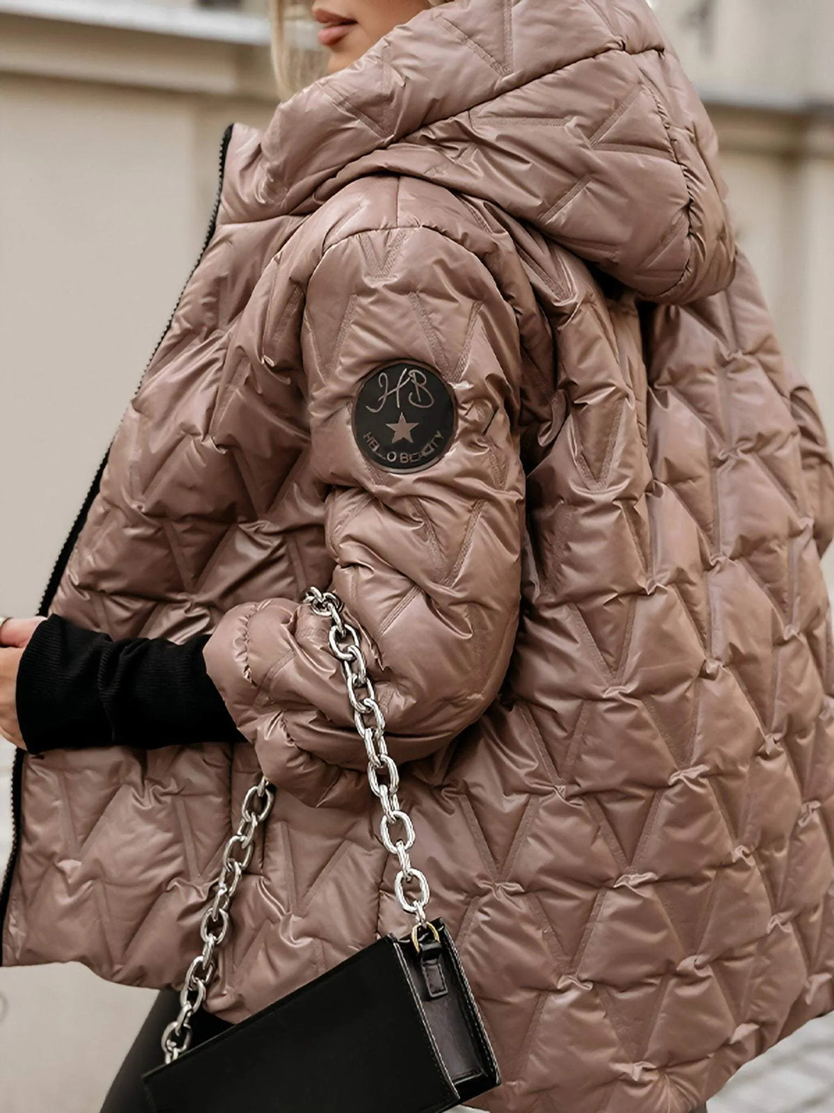 Giacca donna trapuntata con cappuccio e motivo a diamante