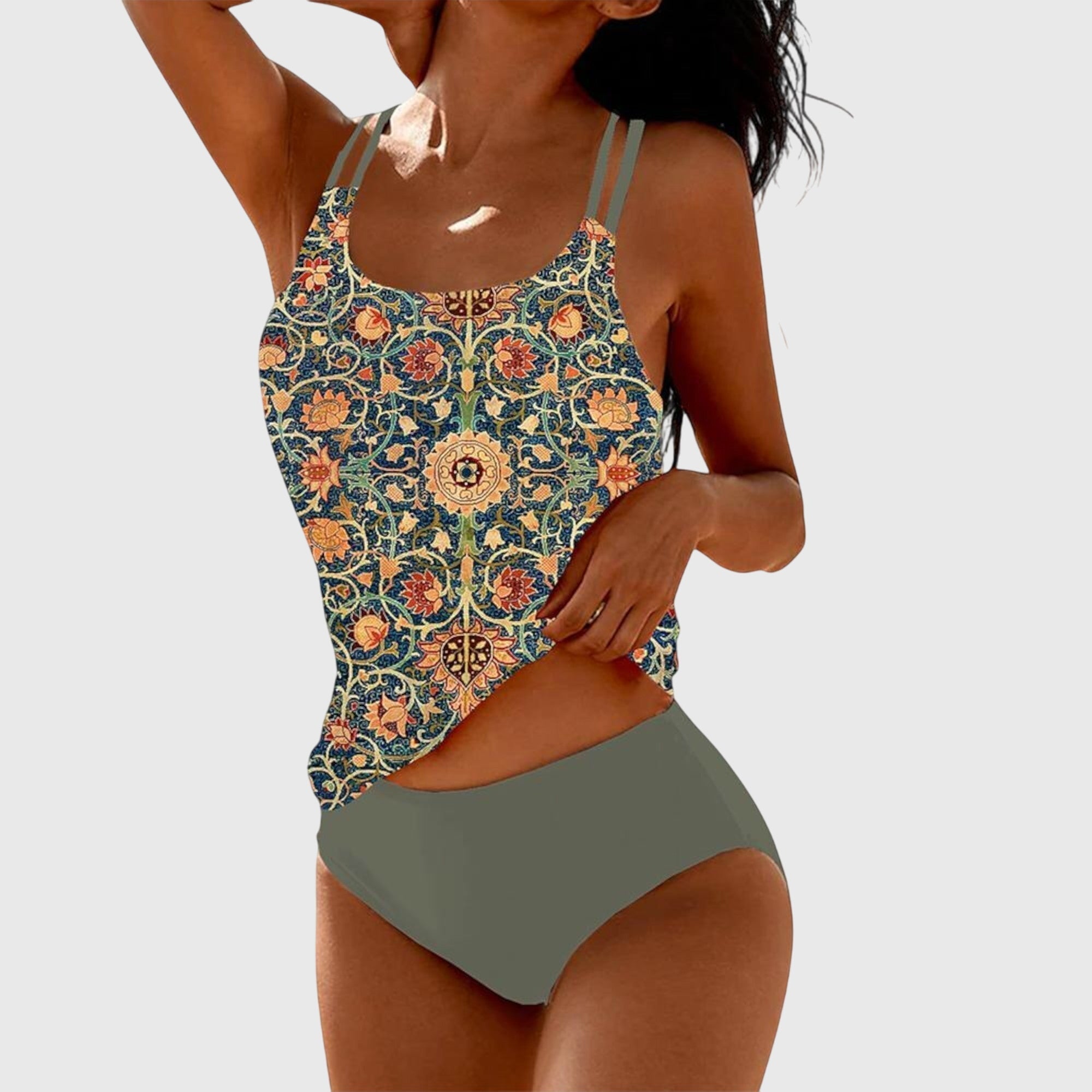 Tankini donna elegante con stampa mandala e slip alto