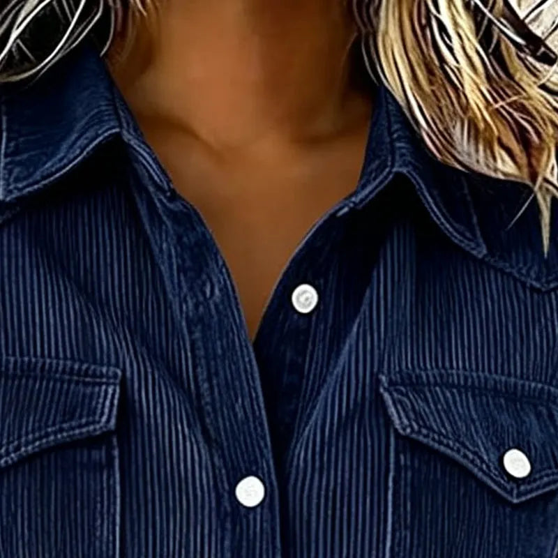 Camicia donna in velluto a coste con bottoni e tasche