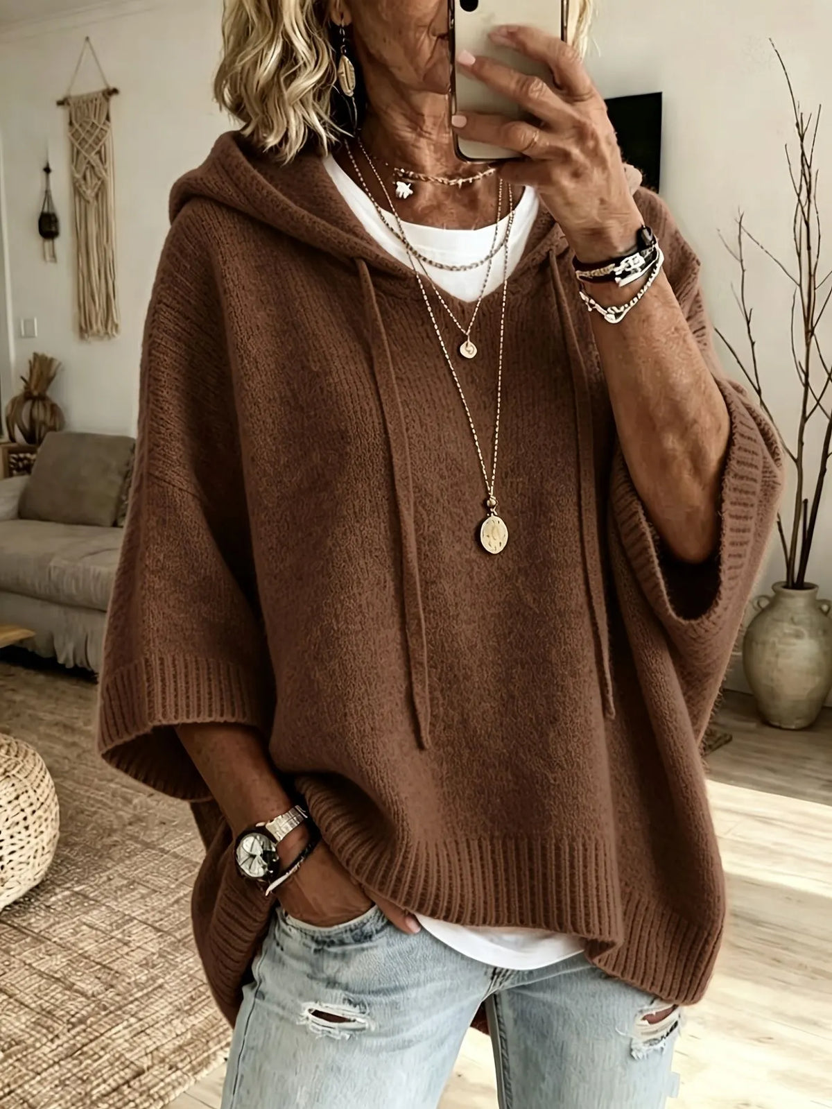 Maglione donna oversize con cappuccio e maniche ampie