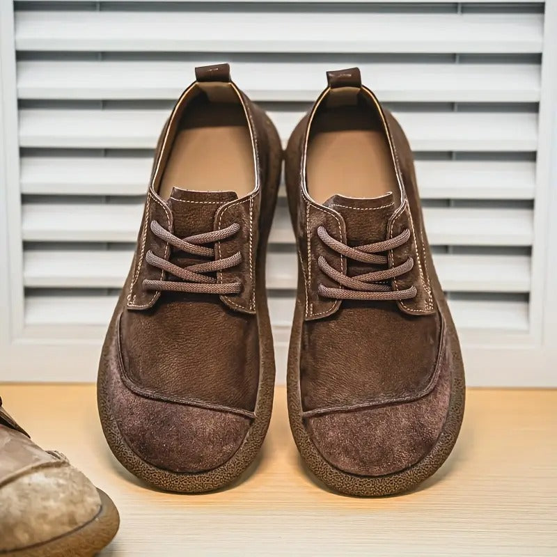 Scarpe uomo in pelle con lacci e suola confortevole
