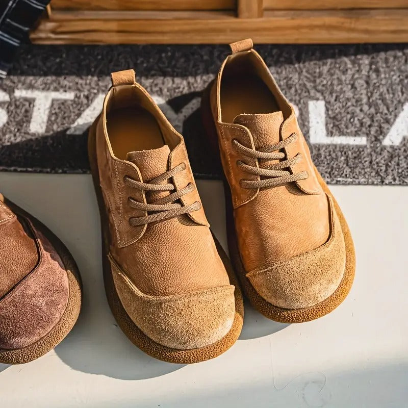 Scarpe uomo in pelle con lacci e suola confortevole