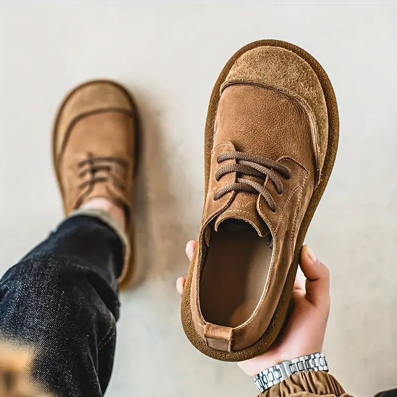 Scarpe uomo in pelle con lacci e suola confortevole