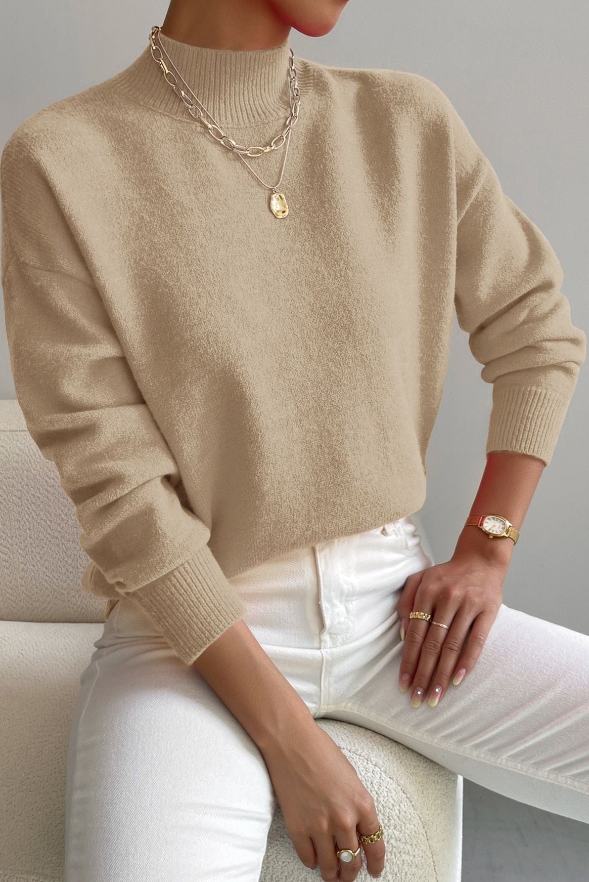 Maglione donna in maglia morbida con collo alto