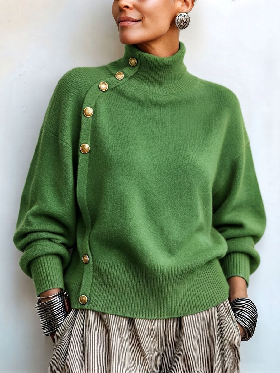 Maglione donna dolcevita asimmetrico con bottoni dorati