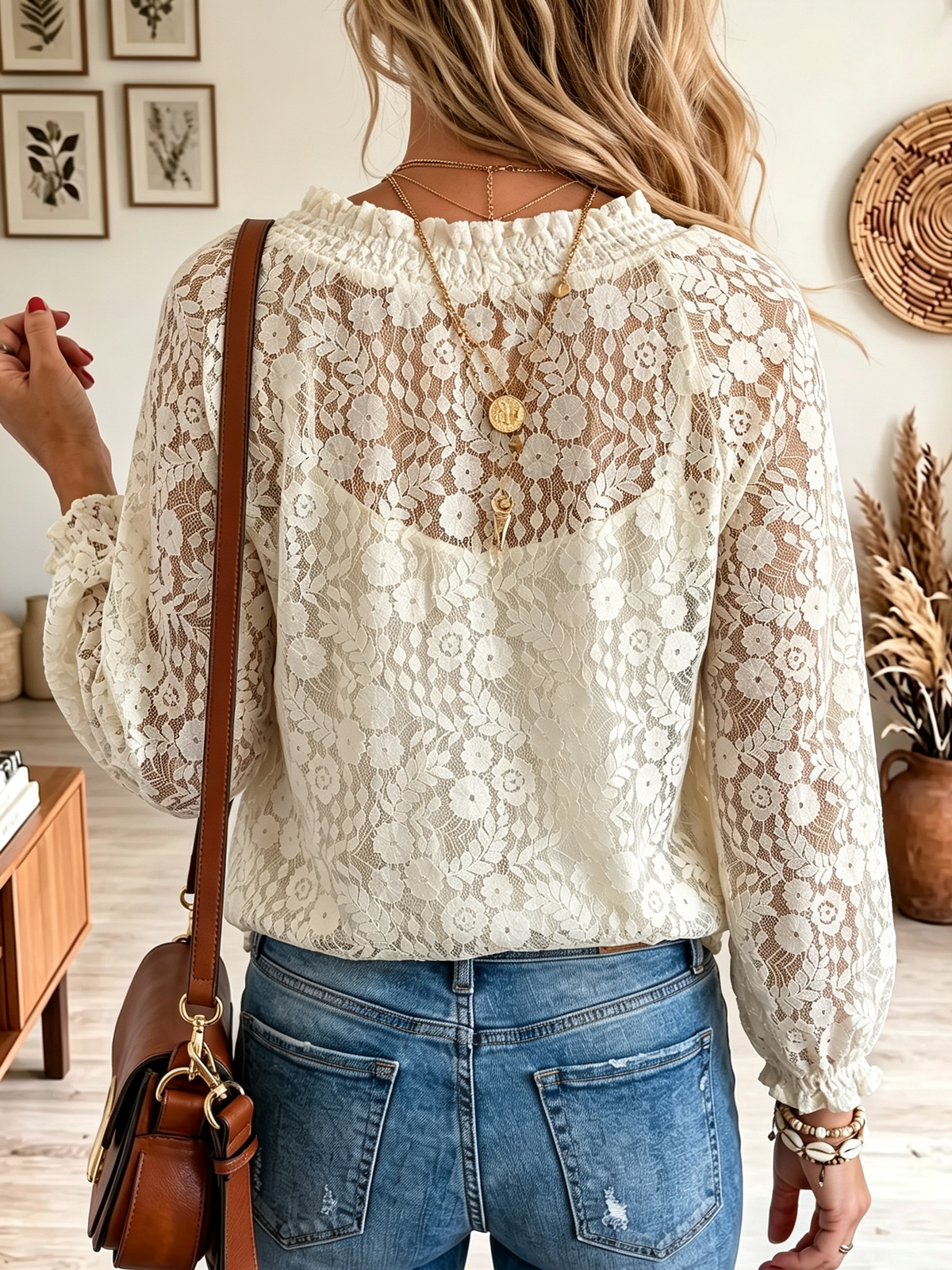 Blusa donna in pizzo floreale boho con maniche lunghe